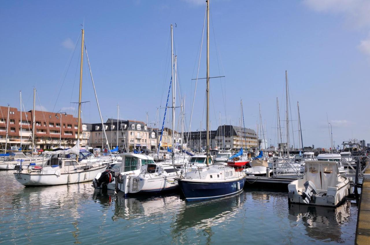 Jardin - A 50M De La Plage - Wifi - Parking Courseulles-sur-Mer Zewnętrze zdjęcie
